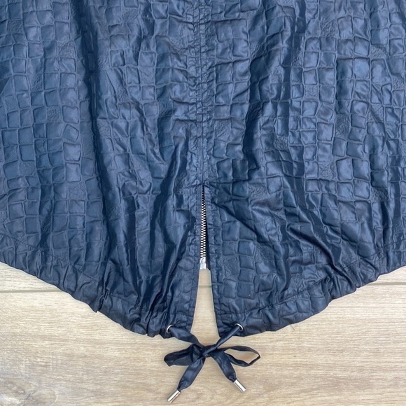 Vince Camuto Black Aligator Jacket Windbreaker Crop Zip Lightweight Rain Shell - Picture 9 of 14